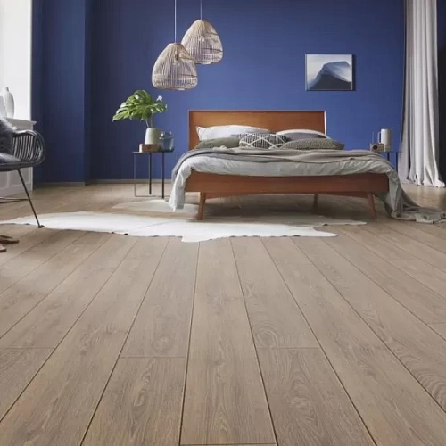 ДУБ НАТУРАЛЬНЫЙ СТОЛИЧНЫЙ ЛАМИНАТ  KRONOTEX  MAMMUT ламинат для пола